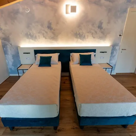 4 Elementi Relais Del Garda Bed and Breakfast Lonato