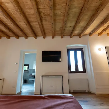 Bed and Breakfast 4 Elementi Relais Del Garda *