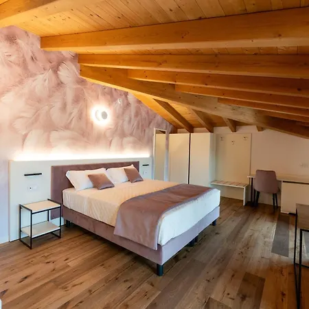4 Elementi Relais Del Garda Bed and Breakfast Lonato