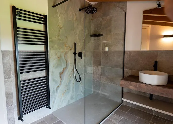 4 Elementi Relais Del Garda 4* لوناتو