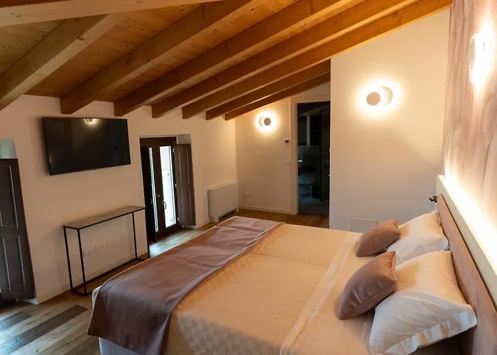 فندق مبيت وإفطار 4 Elementi Relais Del Garda