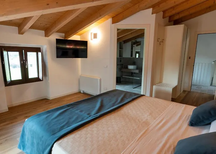 4 Elementi Relais Del Garda لوناتو