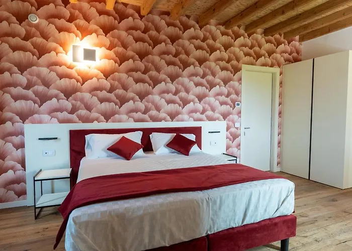فندق مبيت وإفطار 4 Elementi Relais Del Garda 4*