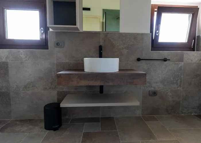 4 Elementi Relais Del Garda 4* لوناتو