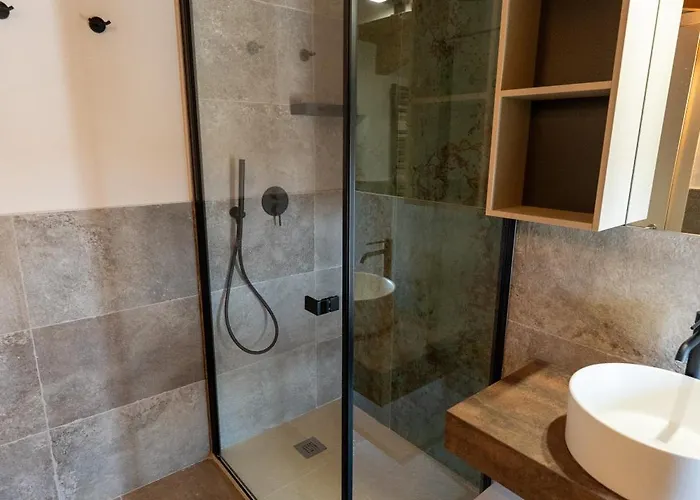 4 Elementi Relais Del Garda فندق مبيت وإفطار 4*