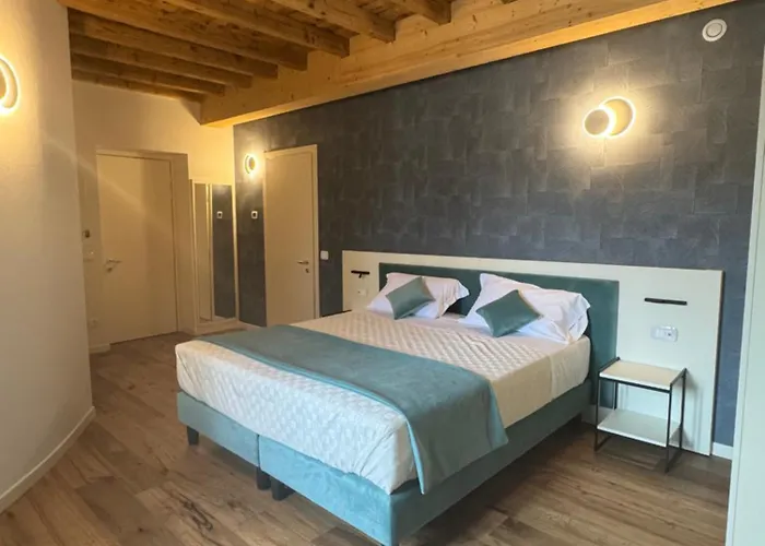 فندق مبيت وإفطار 4 Elementi Relais Del Garda لوناتو