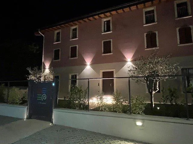 4 Elementi Relais Del Garda فندق مبيت وإفطار