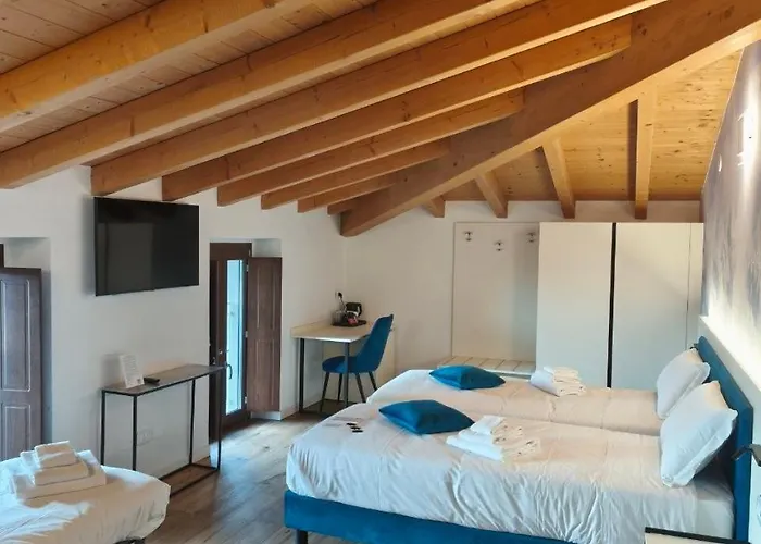 4 Elementi Relais Del Garda لوناتو